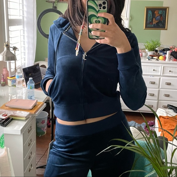 Brand New Juicy Couture Velour Tracksuit Set 🌶🌟 - Picture 2 of 5